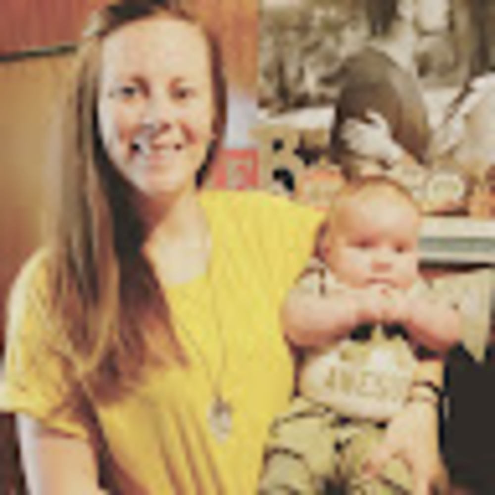 Meet your Posher, Emilee